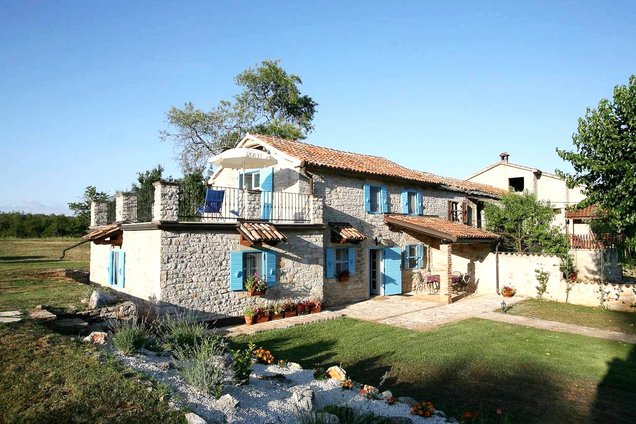 te-koop-istrie_renovated-stone-house_002.jpg
